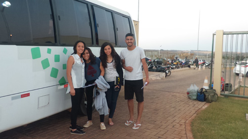 Parte da equipe que irá representar o Câmpus no JIF Centro-Oeste, antes do início da viagem para Campo Grande